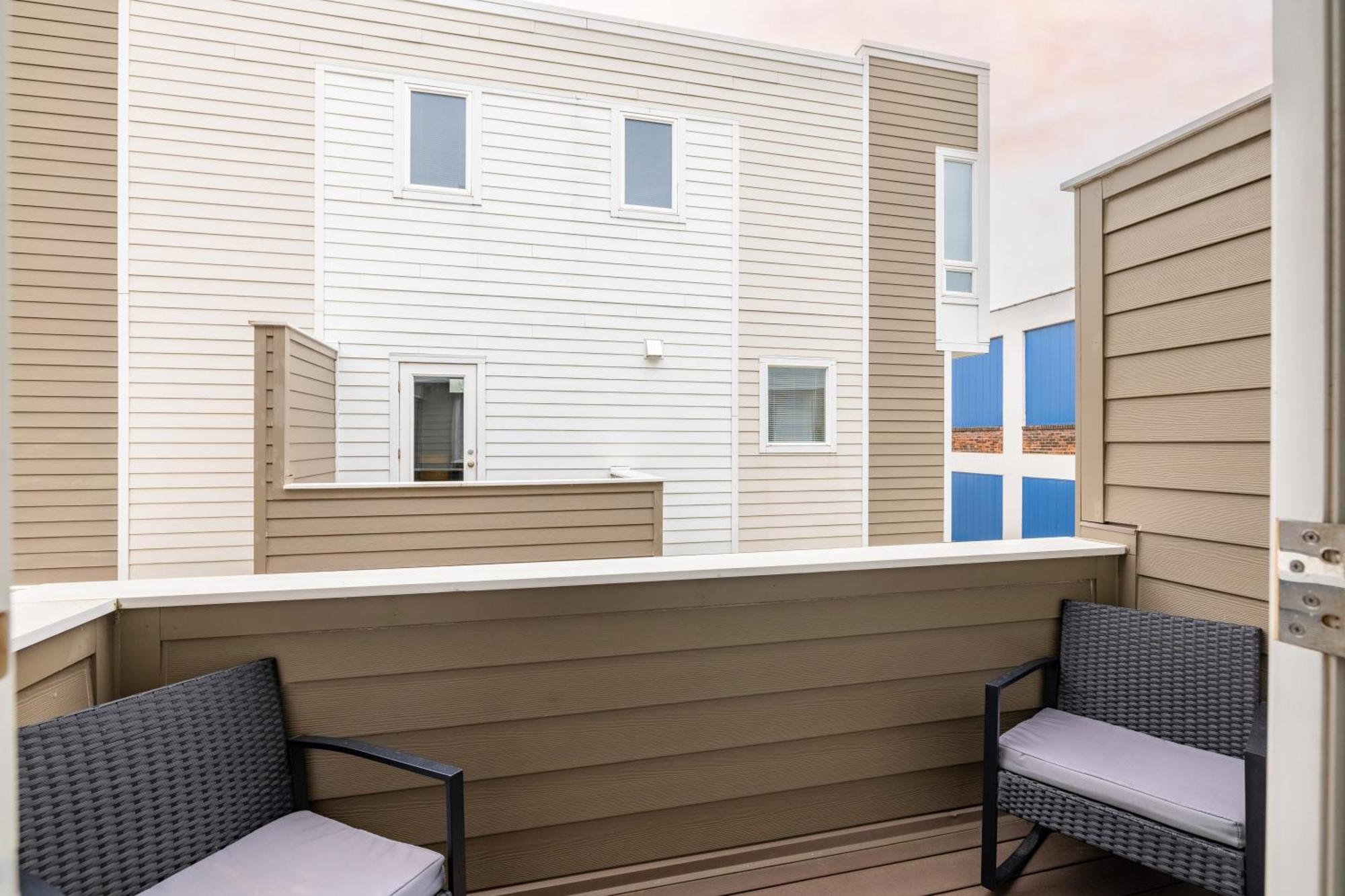 Luxury Downtown Townhome Unit 15 Cleveland Buitenkant foto